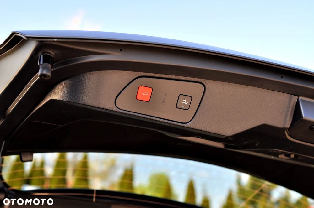 Peugeot 3008 BlueHDi 130 Stop & Start EAT8 Allure - 16