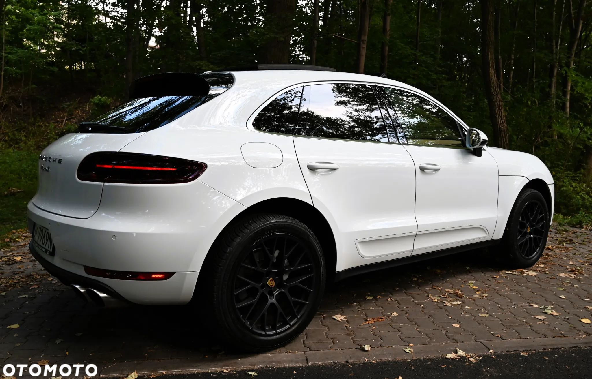 Porsche Macan - 24