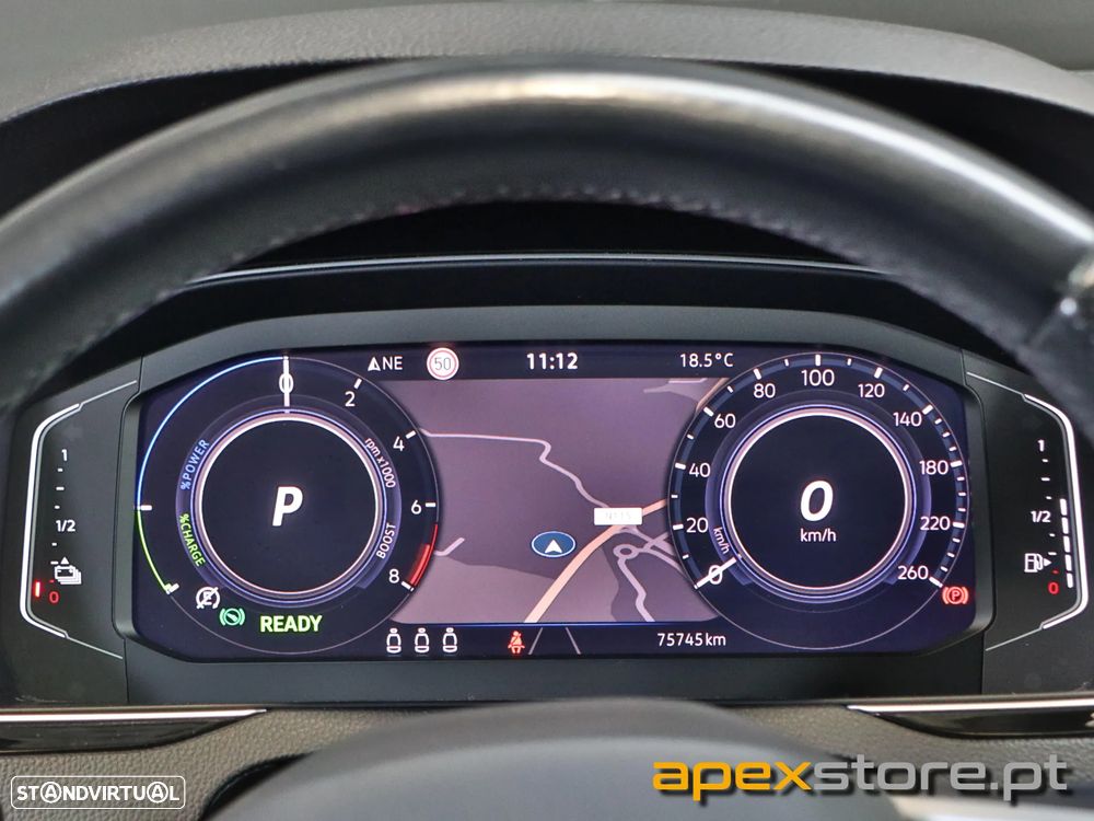 VW Passat Variant - 9