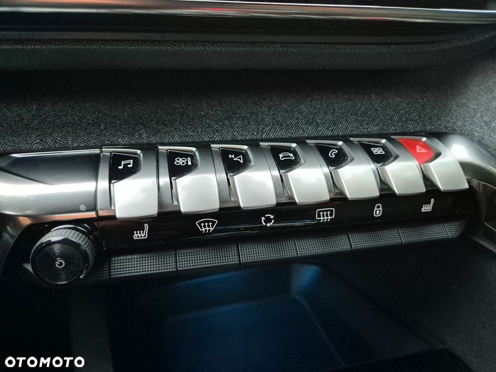 Peugeot 3008 BlueHDi 130 Stop & Start EAT8 Crossway - 18
