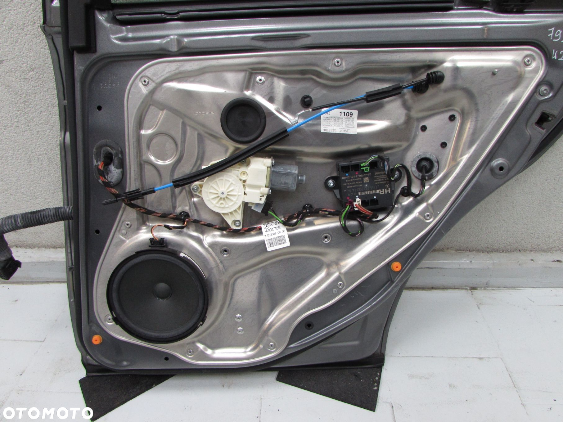 MERCEDES C KLASA W204 SEDAN LIFT FL 07-14 DRZWI TYL PRAWE KPL 792 DO ZALOZENIA - 10