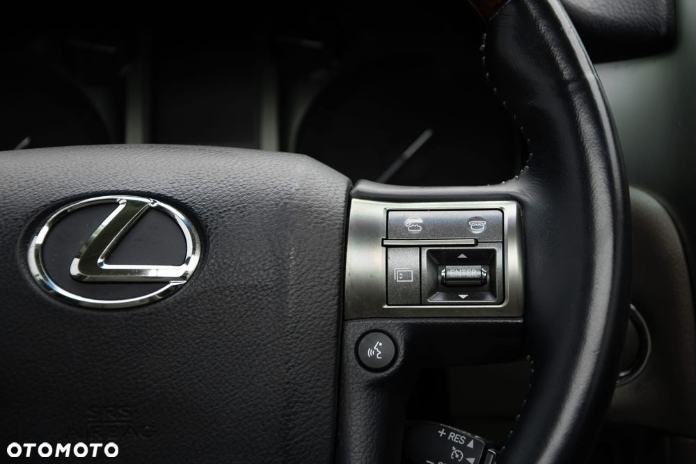 Lexus GX - 35