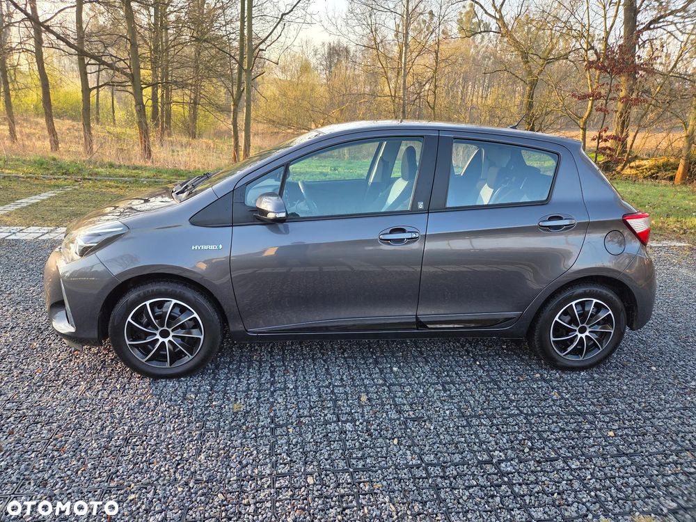 Toyota Yaris 1.5 VVT-i Team Deutschland - 6