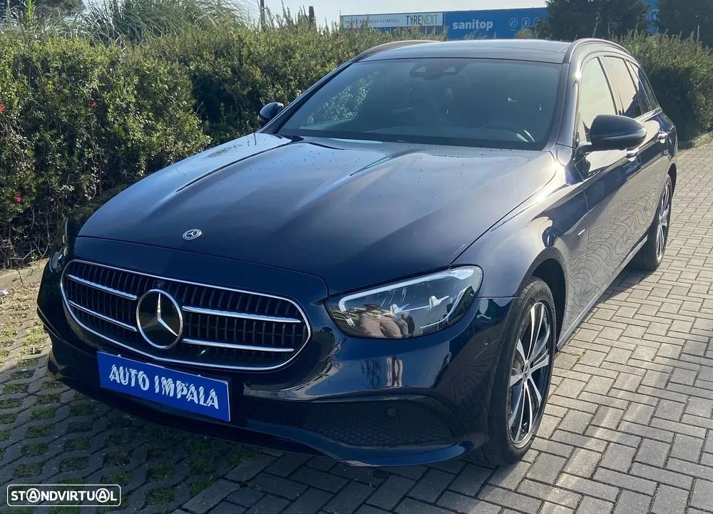 Mercedes-Benz E 300 de 4Matic T 9G-TRONIC Exclusive - 4
