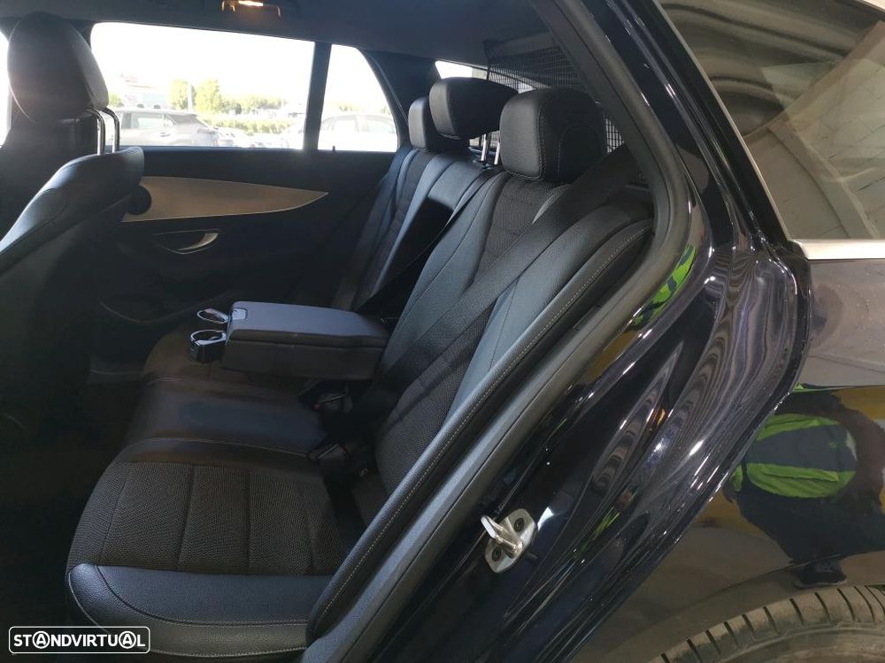 Mercedes-Benz E 300 de Avantgarde - 9