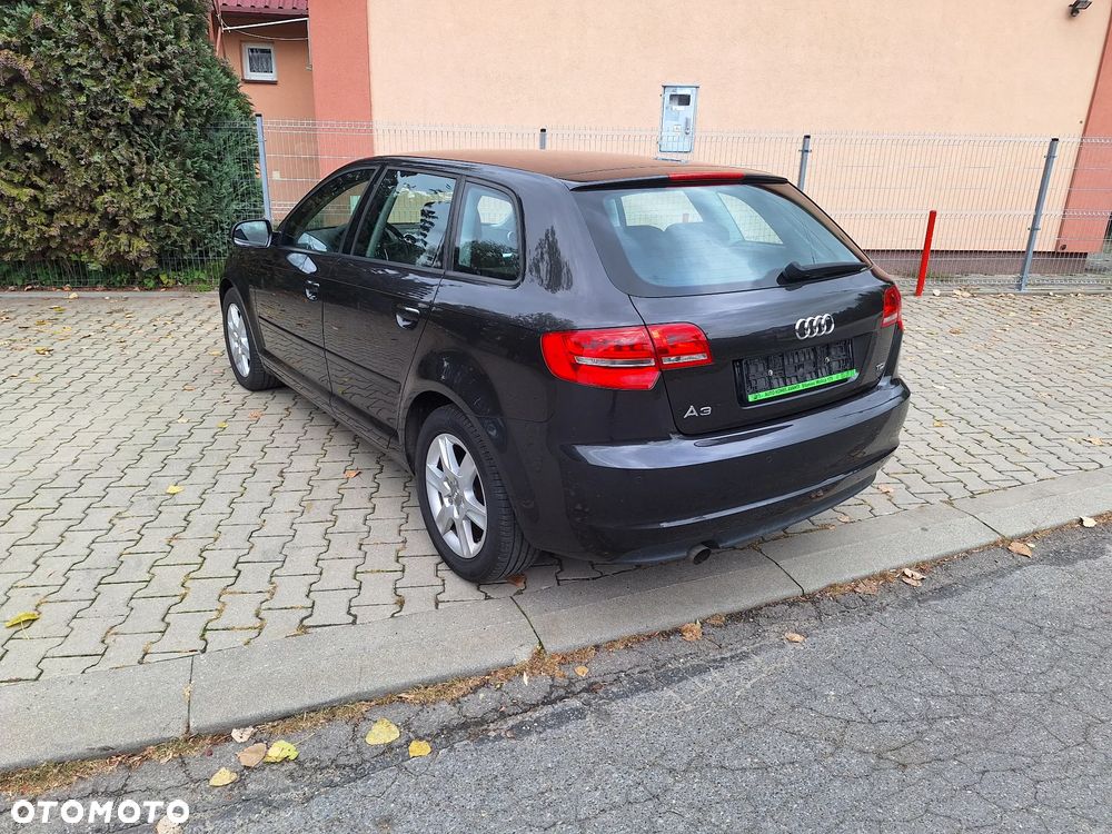 Audi A3 Sportback - 11