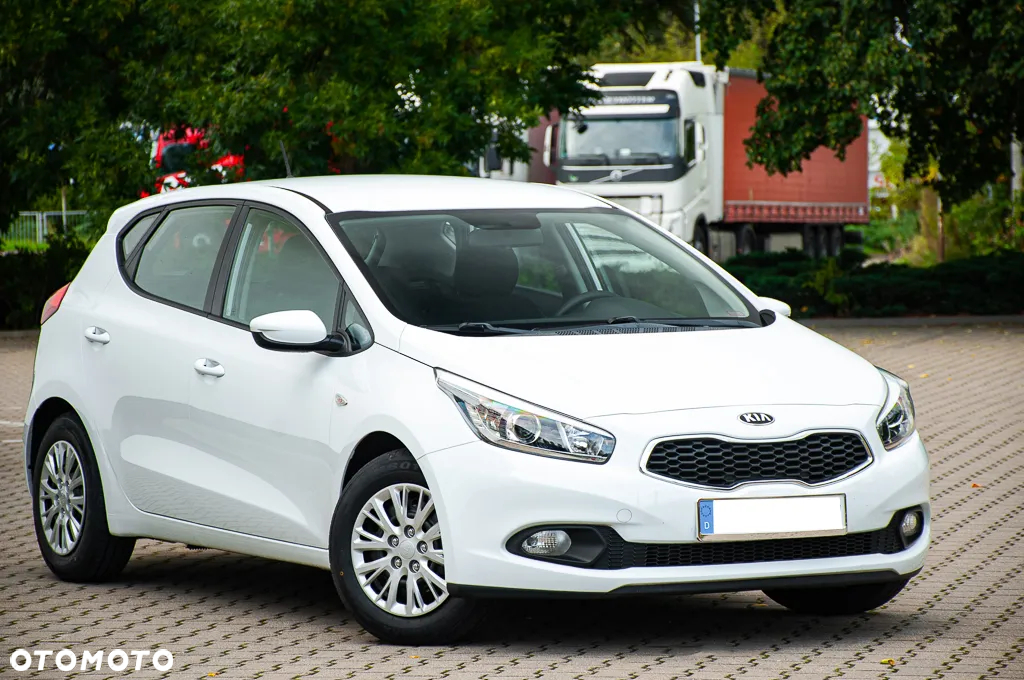Kia Ceed 1.4 CVVT Vision - 3