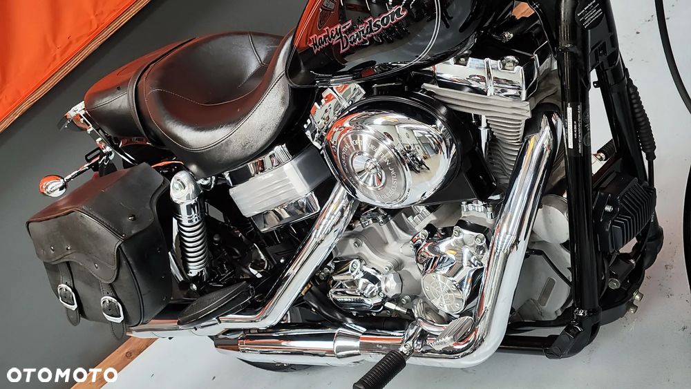 Harley-Davidson Dyna Super Glide - 21