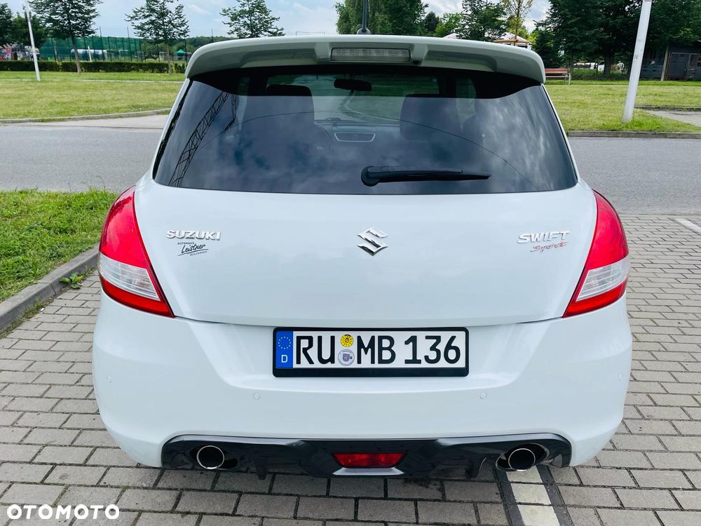 Suzuki Swift - 4