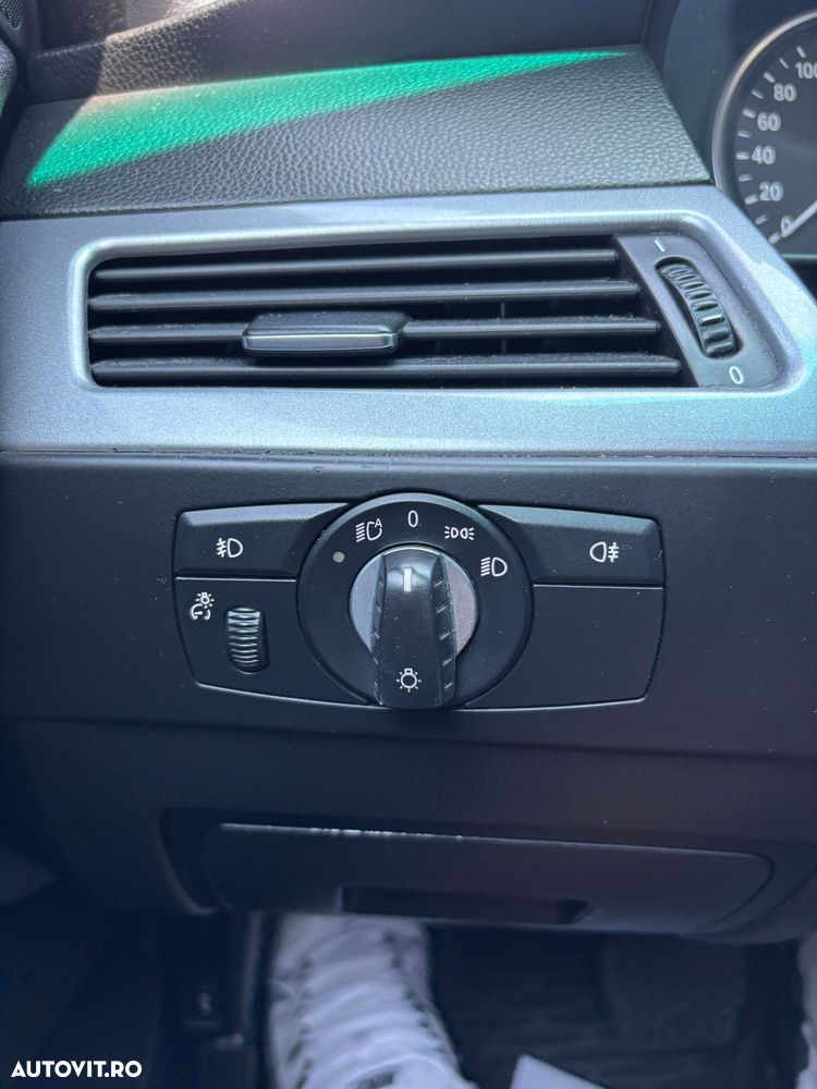 BMW Seria 5 520d Aut. Special Edition - 25
