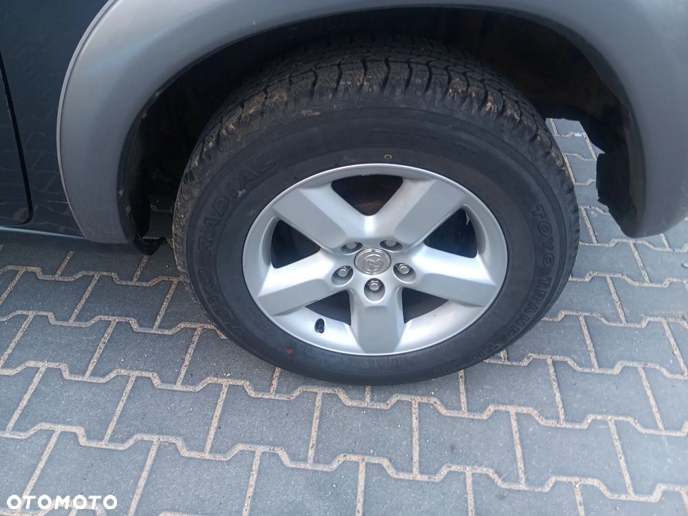 Toyota RAV4 D-4D 4x4 - 15