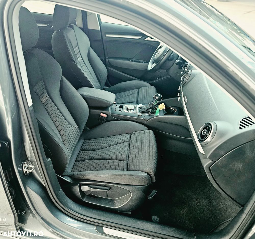 Audi A3 Sportback 1.4 TFSI S line Sportpaket - 19