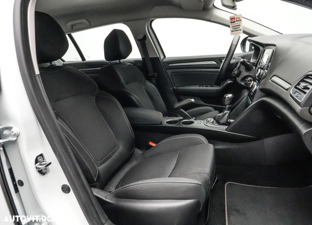 Renault Megane TCe 140 GPF EQUILIBRE - 14