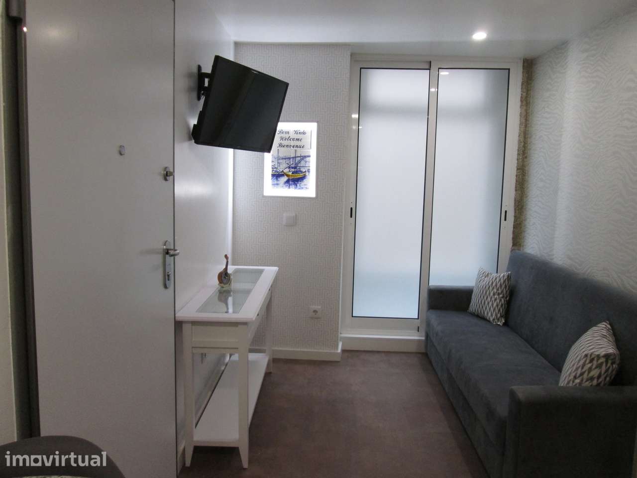 T1 Kit  Duplex Porto Rua do Cativo Mobilado  Metro São Bento - Grande imagem: 5/17