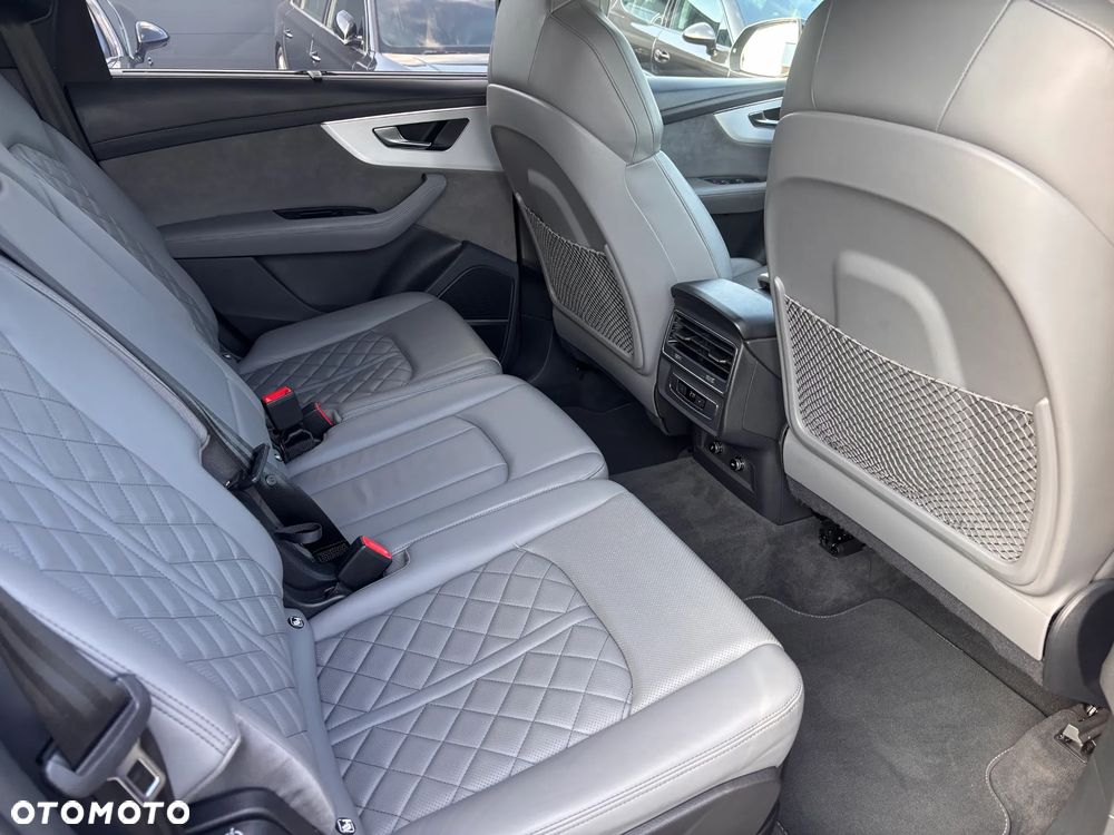Audi Q7 55 TFSI mHEV Quattro Tiptr - 14