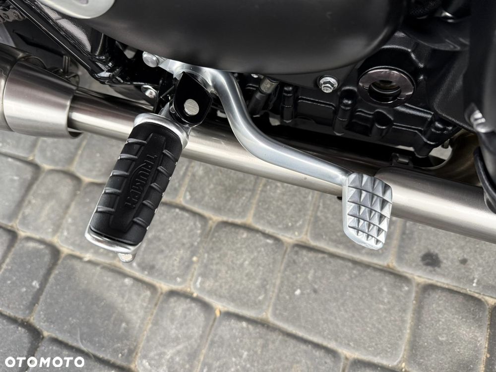 Triumph Street Twin - 9