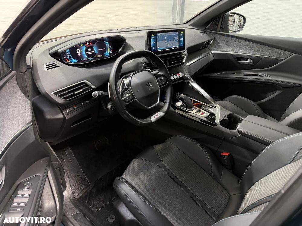 Peugeot 3008 PHEV 300 EAT8 4X4 GT - 11