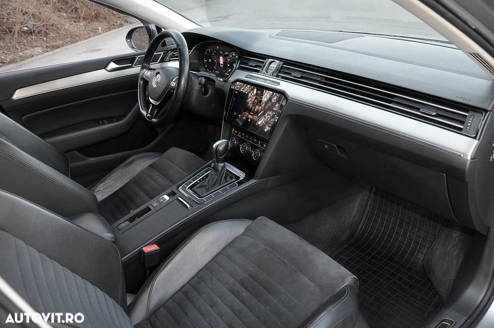 Volkswagen Passat 2.0 TDI DSG Highline - 15