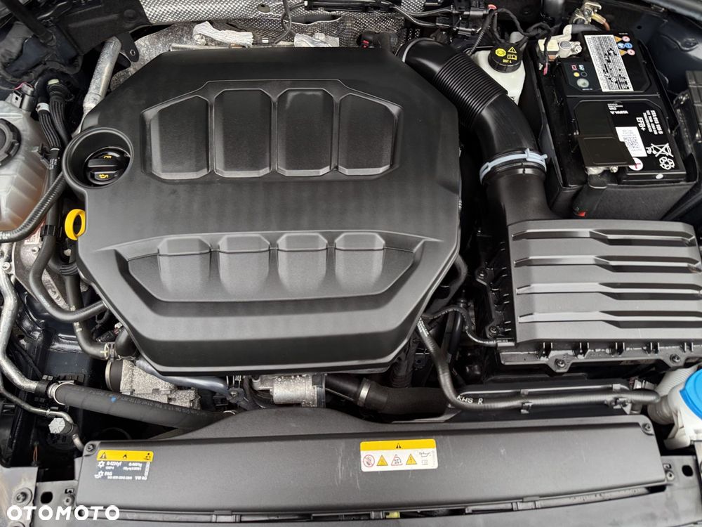 Volkswagen Passat Variant 2.0 TSI Business DSG - 29