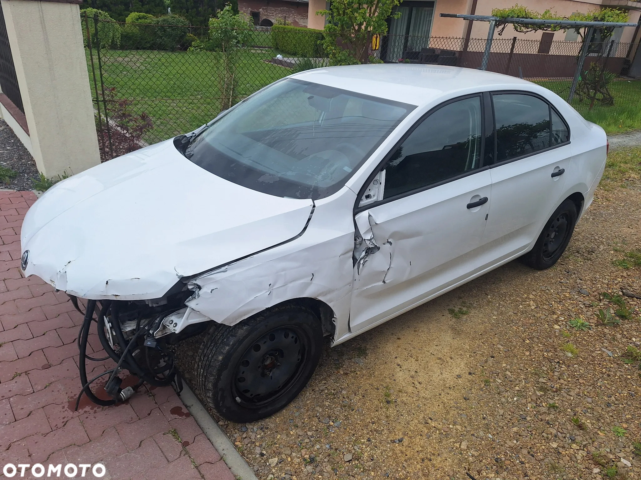 Skoda RAPID - 12