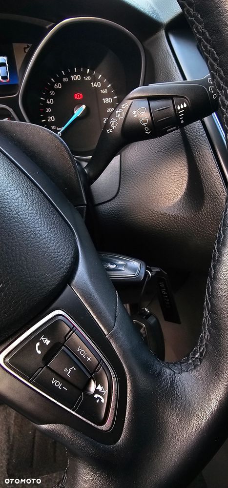 Ford Focus 1.0 EcoBoost Start-Stopp-System SYNC Edition - 13