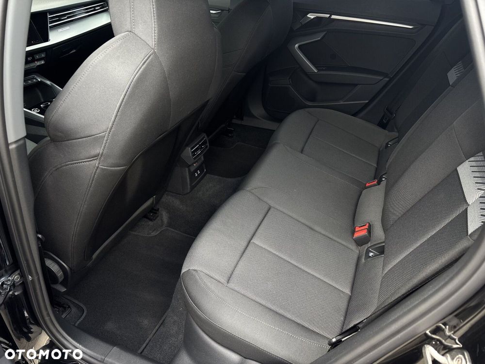Audi A3 Sportback 35 TFSI mHEV Advanced S tronic - 32