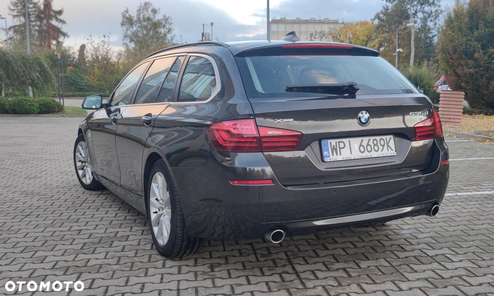 BMW Seria 5 535d xDrive Luxury Line - 11