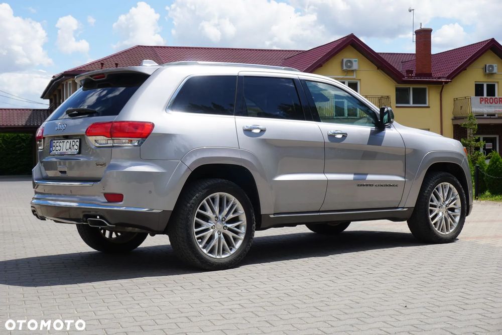Jeep Grand Cherokee 5.7 V8 Summit - 5