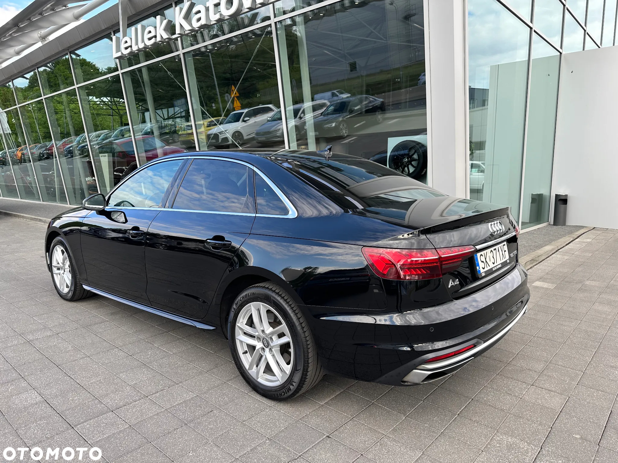Audi A4 - 4