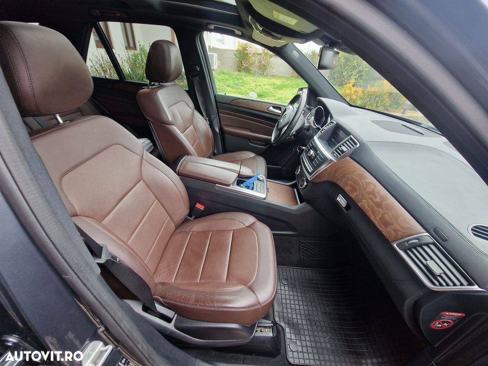 Mercedes-Benz ML - 15