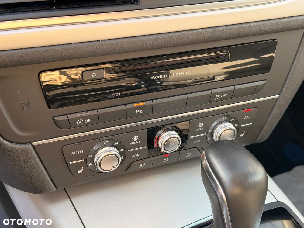 Audi A6 Avant 2.0 TDI Ultra S tronic - 22