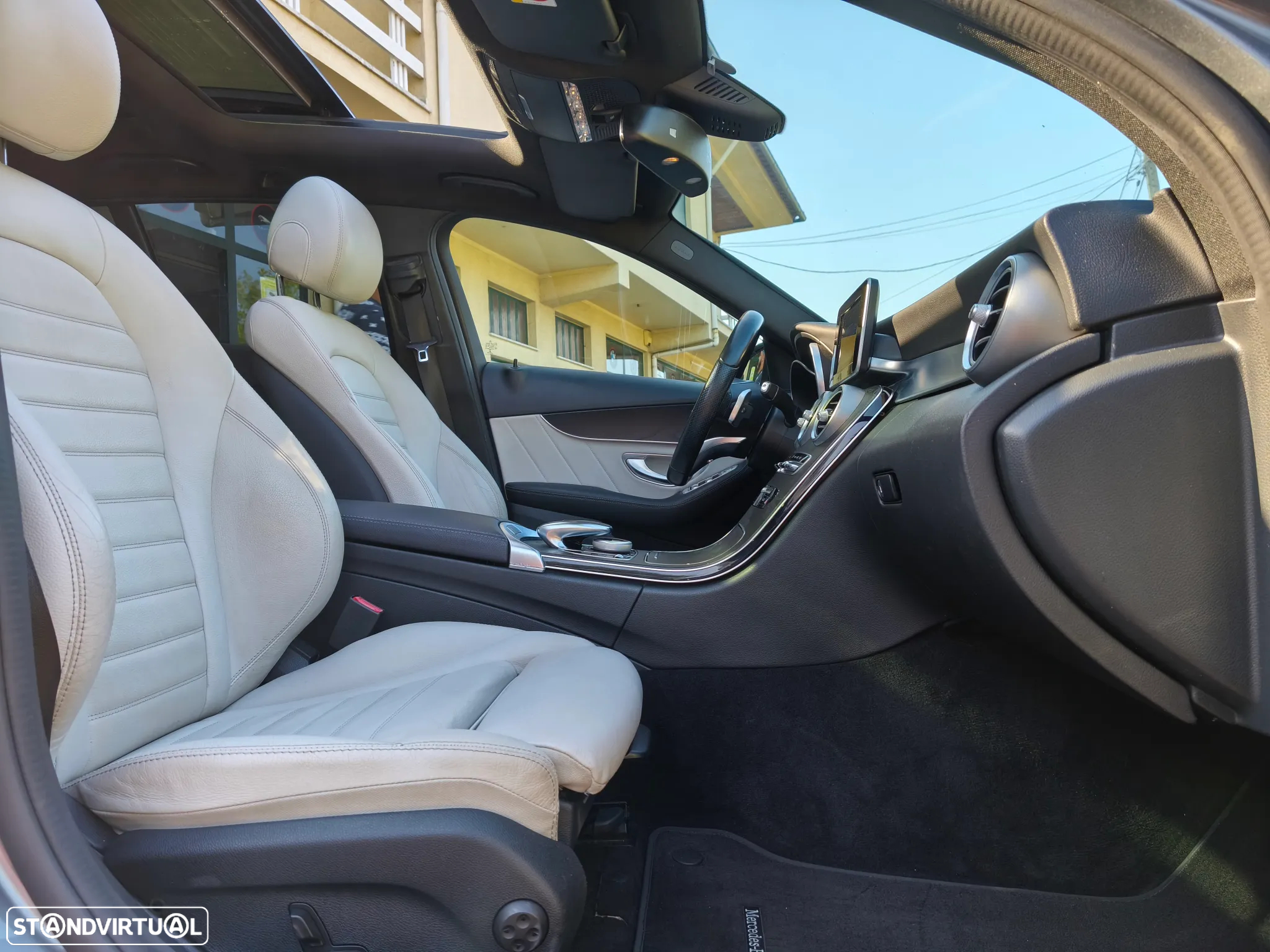 Mercedes-Benz C 250 d 4Matic Station 9G-TRONIC AMG Line - 21