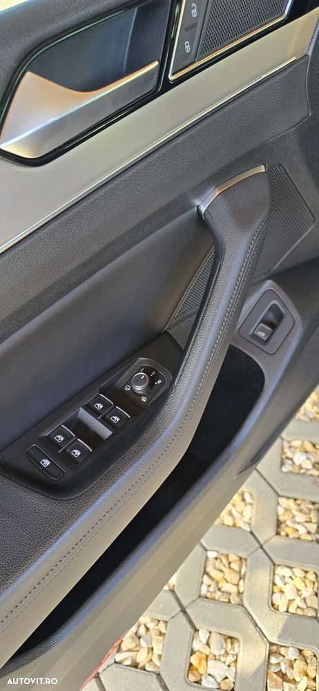 Volkswagen Passat 2.0 TDI DSG R Executive - 14
