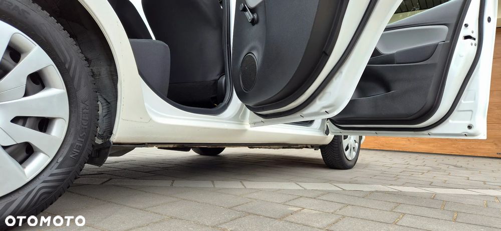 Toyota Yaris 1.5 Active - 13