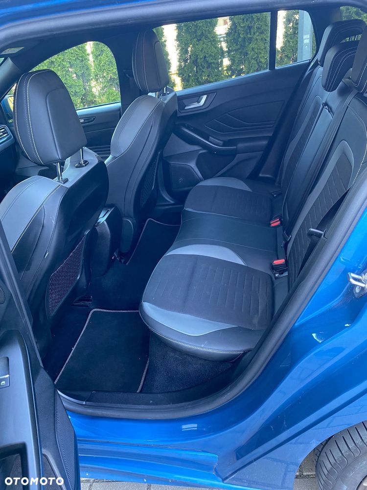 Ford Focus 2.0 EcoBlue ST - 27