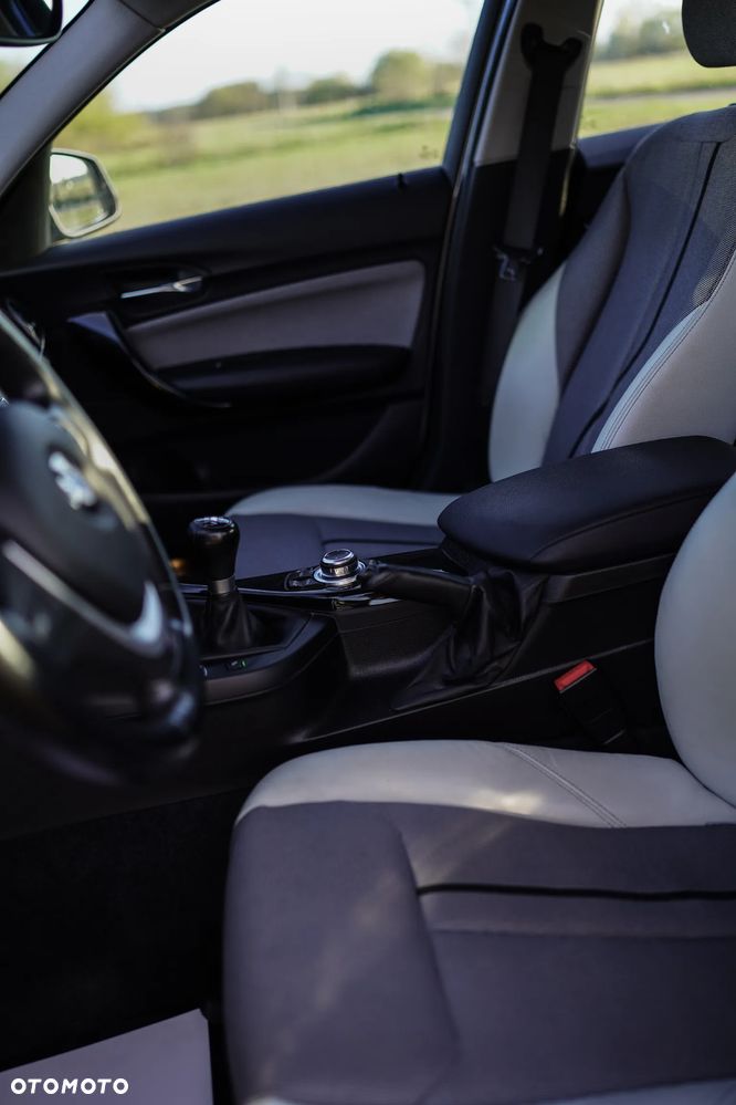 BMW Seria 1 120d Urban Line - 23