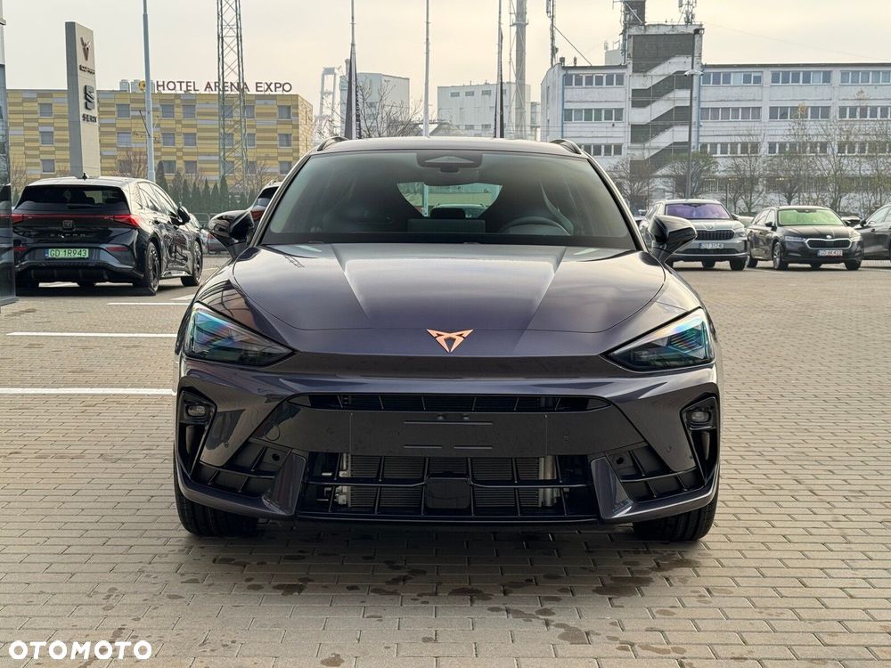 Cupra Leon Sportstourer - 2