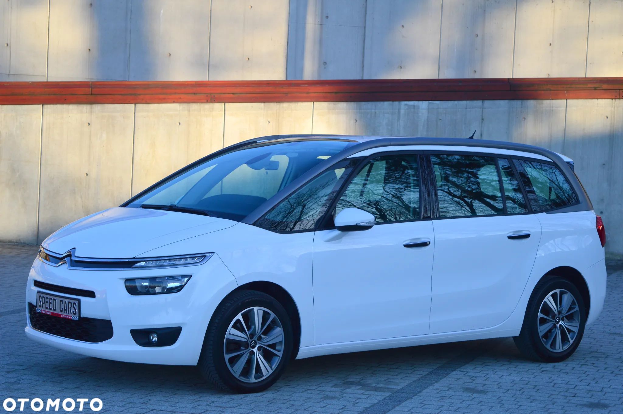 Citroën C4 Grand Picasso - 1