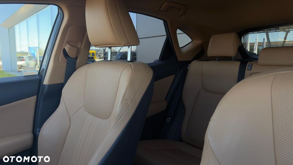 Lexus NX - 8