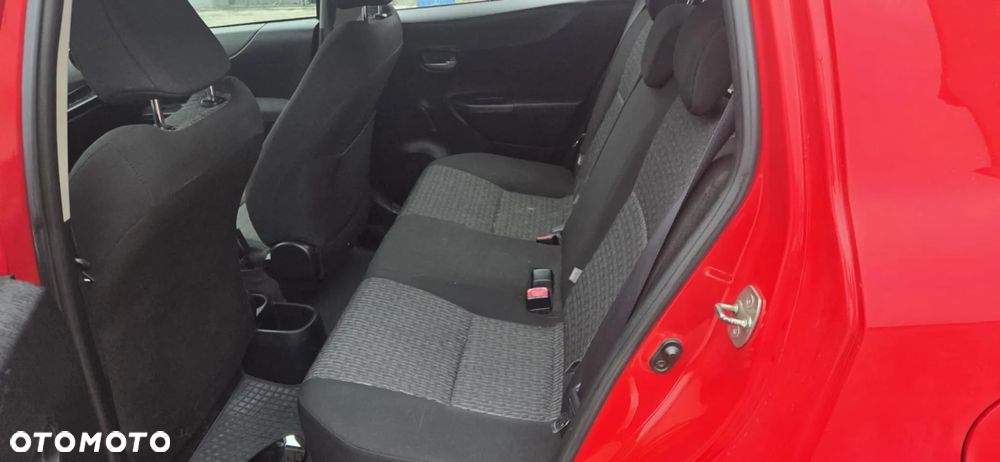 TOYOTA YARIS III fotel kanapa tył - 1