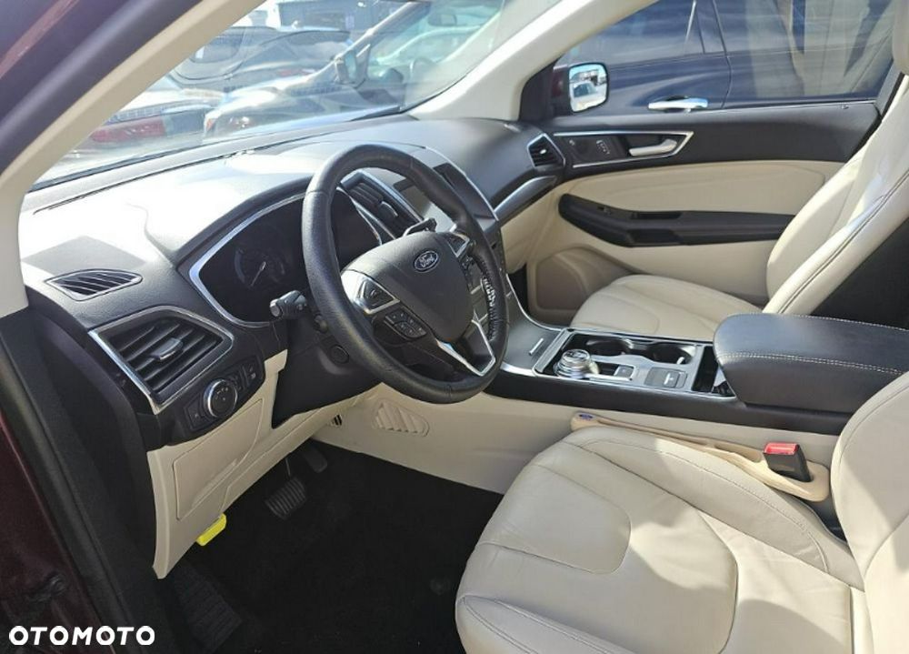 Ford Edge - 6