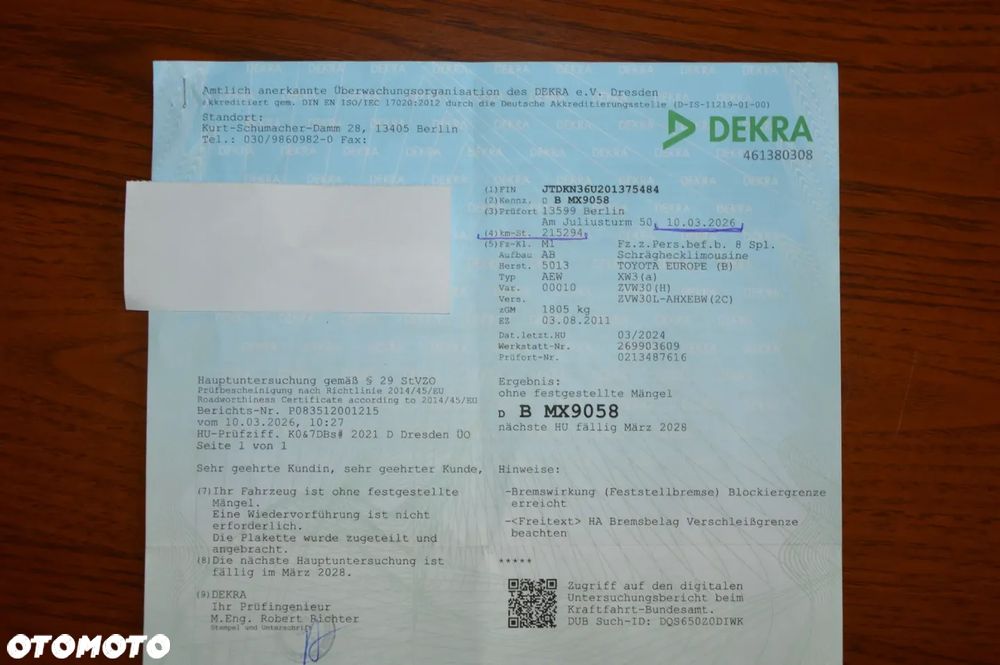 Toyota Prius (Hybrid) Life - 39