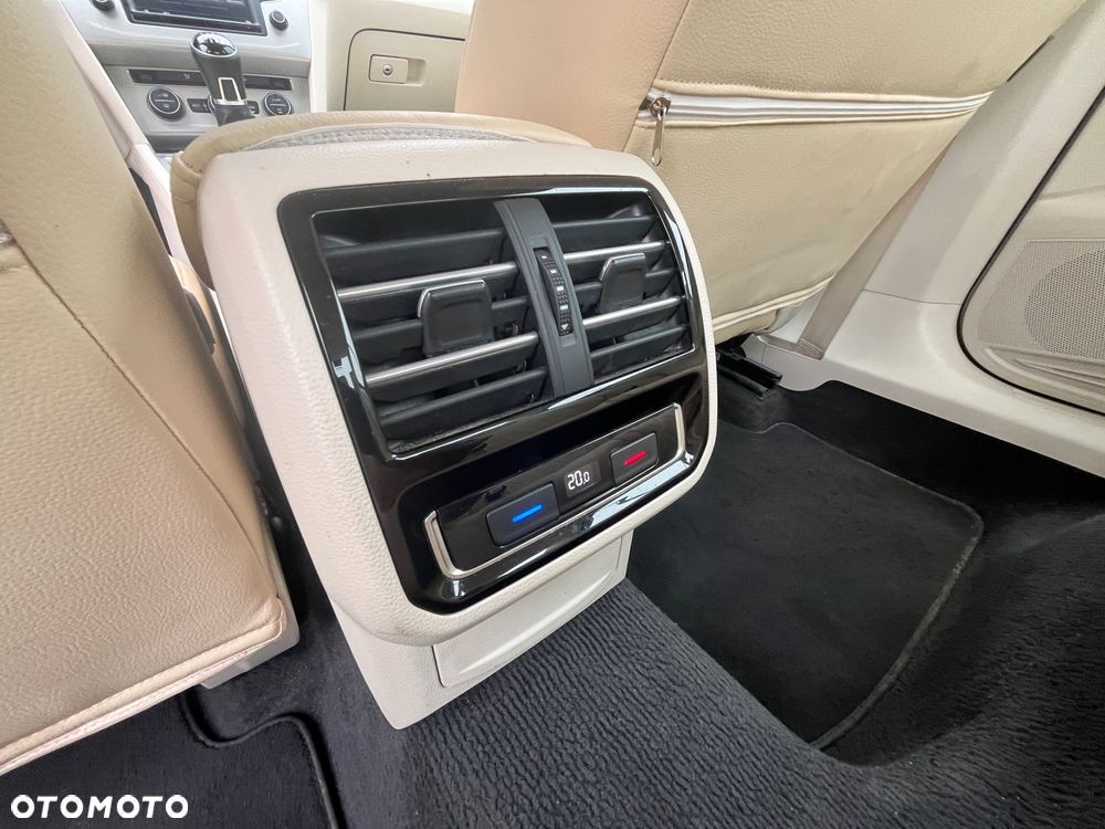 Volkswagen Passat 1.6 TDI BMT Comfortline - 16