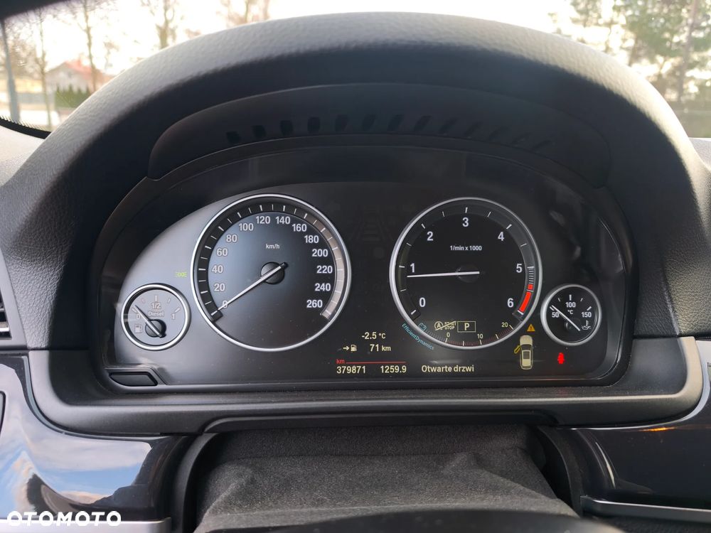 BMW Seria 5 520d - 8