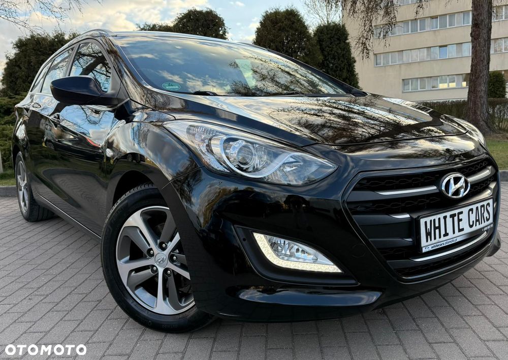 Hyundai i30 1.4 Passion - 25