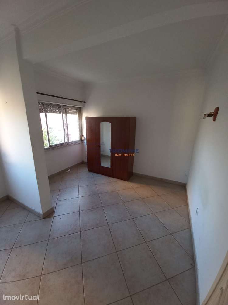 Apartamento T4 - Odivelas - Investimento - Grande imagem: 5/15