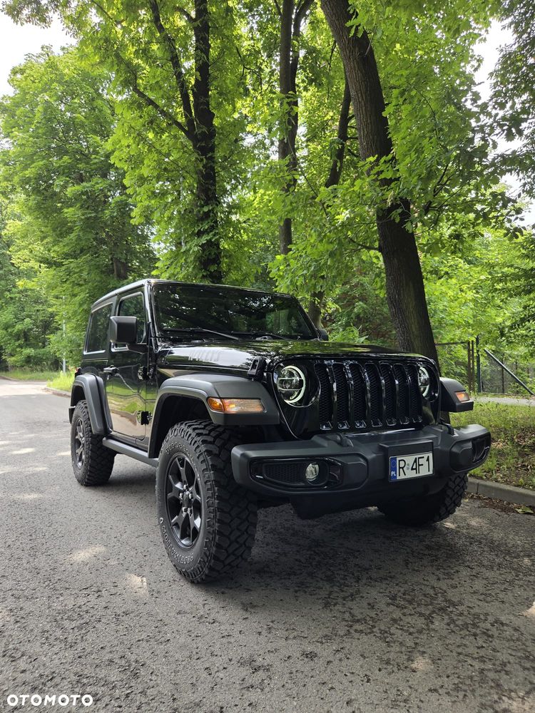 Jeep Wrangler - 10