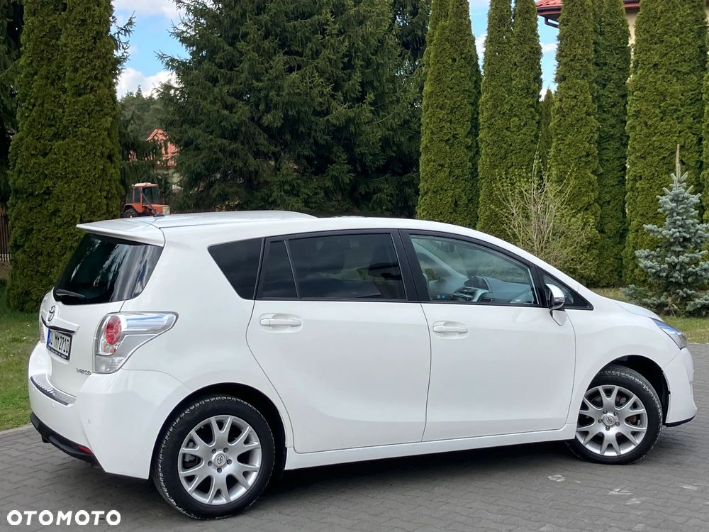 Toyota Verso 1.8 Sol - 14