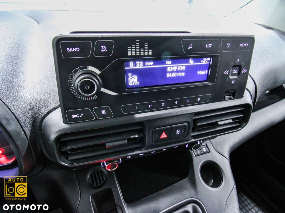 Citroën BERLINGO FURGON LONG L2 - 17