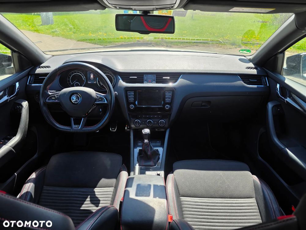 Skoda Octavia 2.0 TDI RS - 6